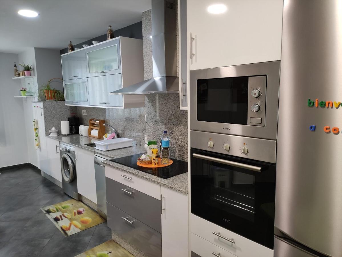 Piso Torre Apartment A Coruna Bagian luar foto
