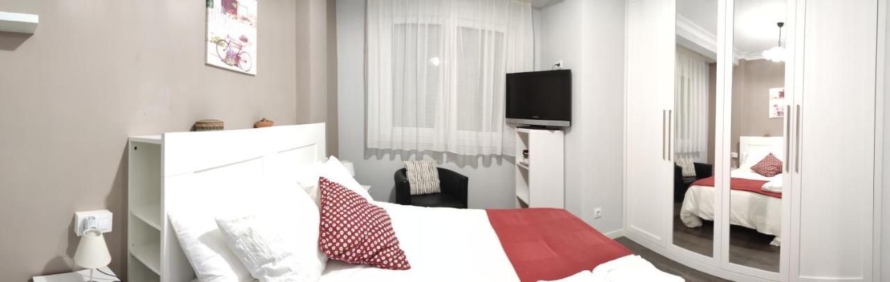 Piso Torre Apartment A Coruna Bagian luar foto